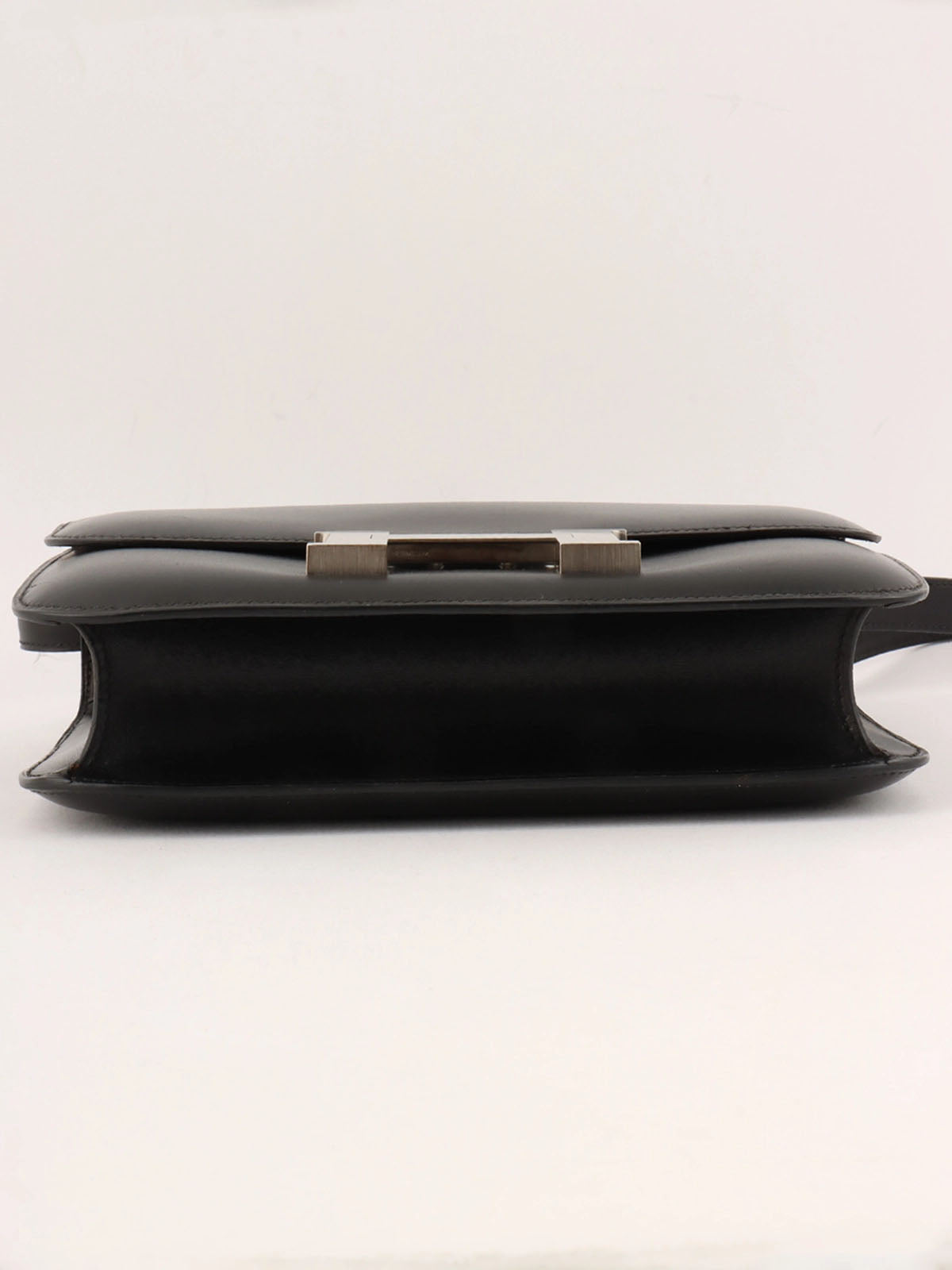 1998 Constance 23 Black