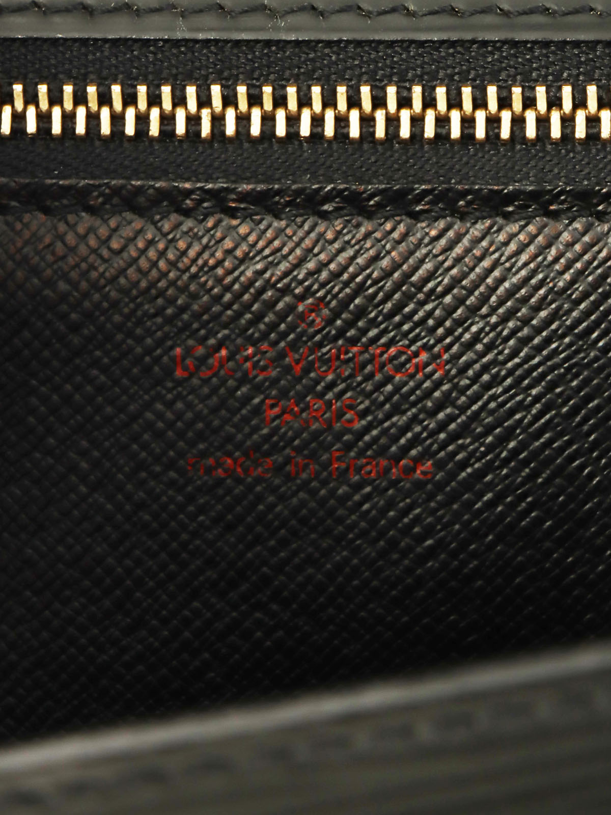 2002 年 Epi Monceau Noir