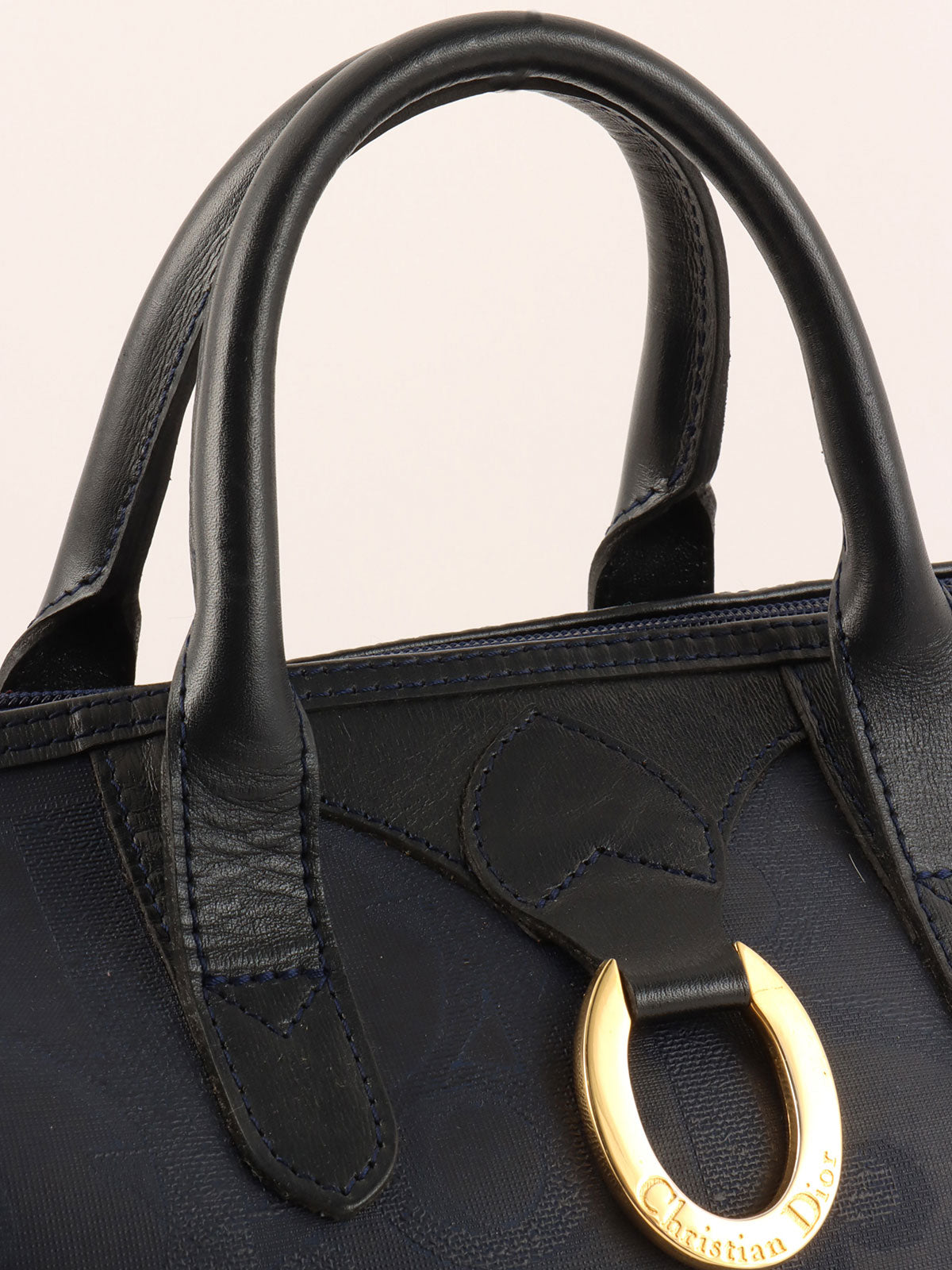 Trotter Pattern Logo Plate Boston Bag Navy