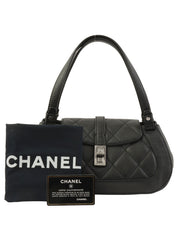 2005年頃製 キャビアスキン2.55ターンロックプレートハンドバッグ ブラック