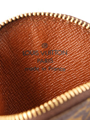 2004 年帆布花押字 Porte Monnaie 长棕色