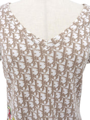 Trotter Pattern Flower Embroidered Half Sleeve Top in White/Brown