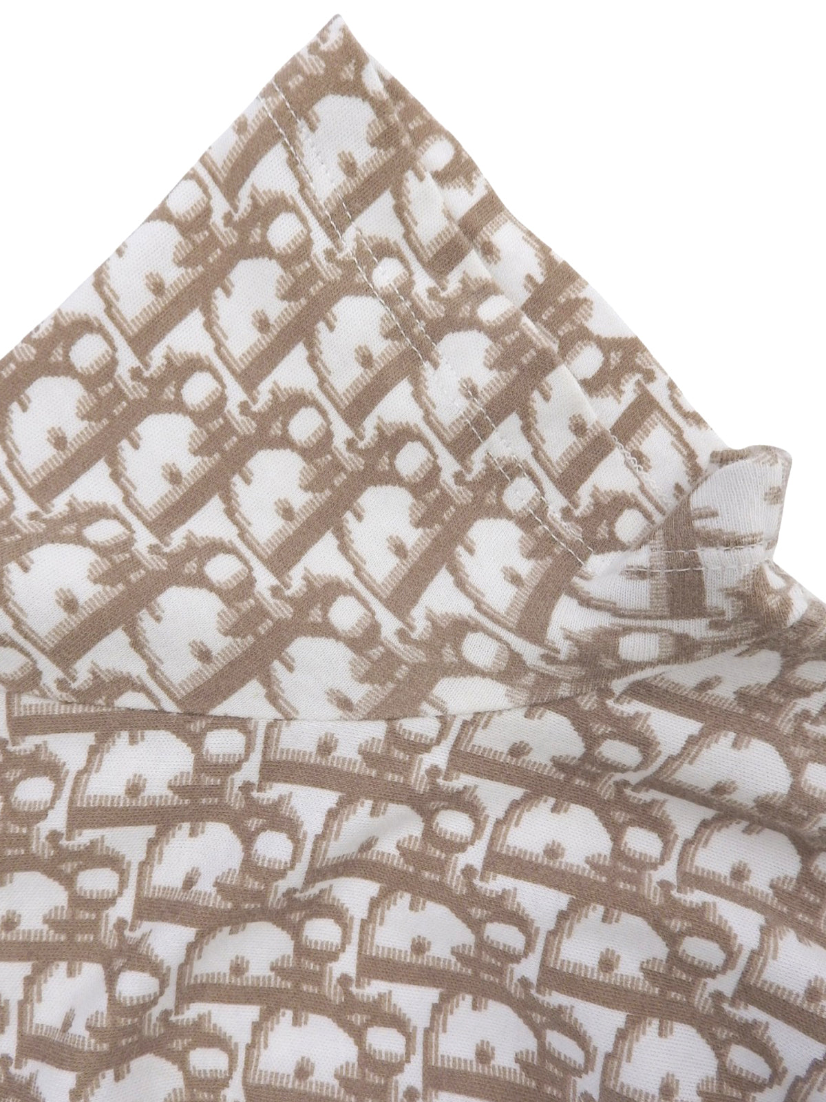 Trotter Pattern Flower Embroidered Half Sleeve Top in White/Brown