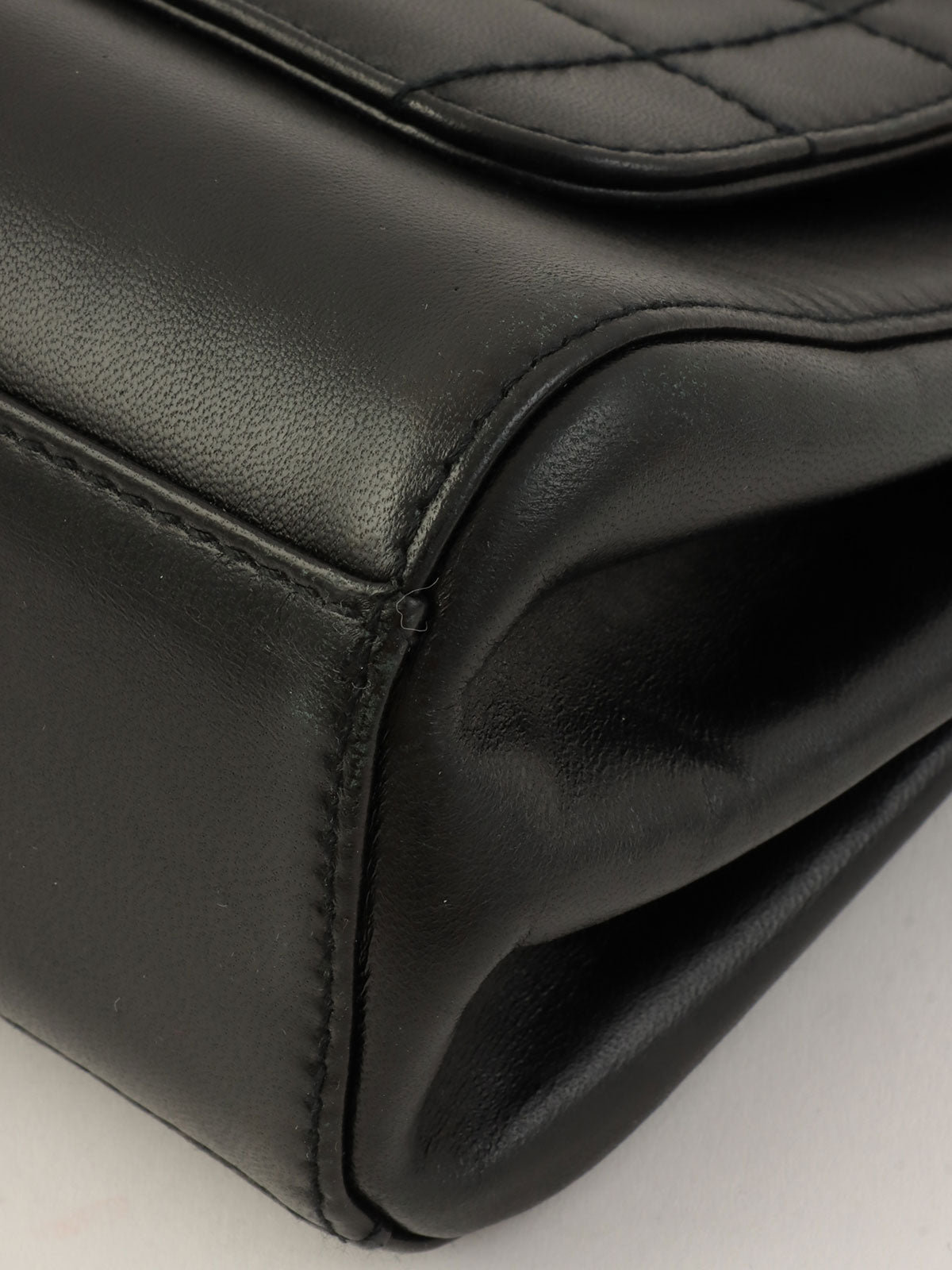 2001 Chocolate Bar 2.55cc Mark Chain Bag, Black