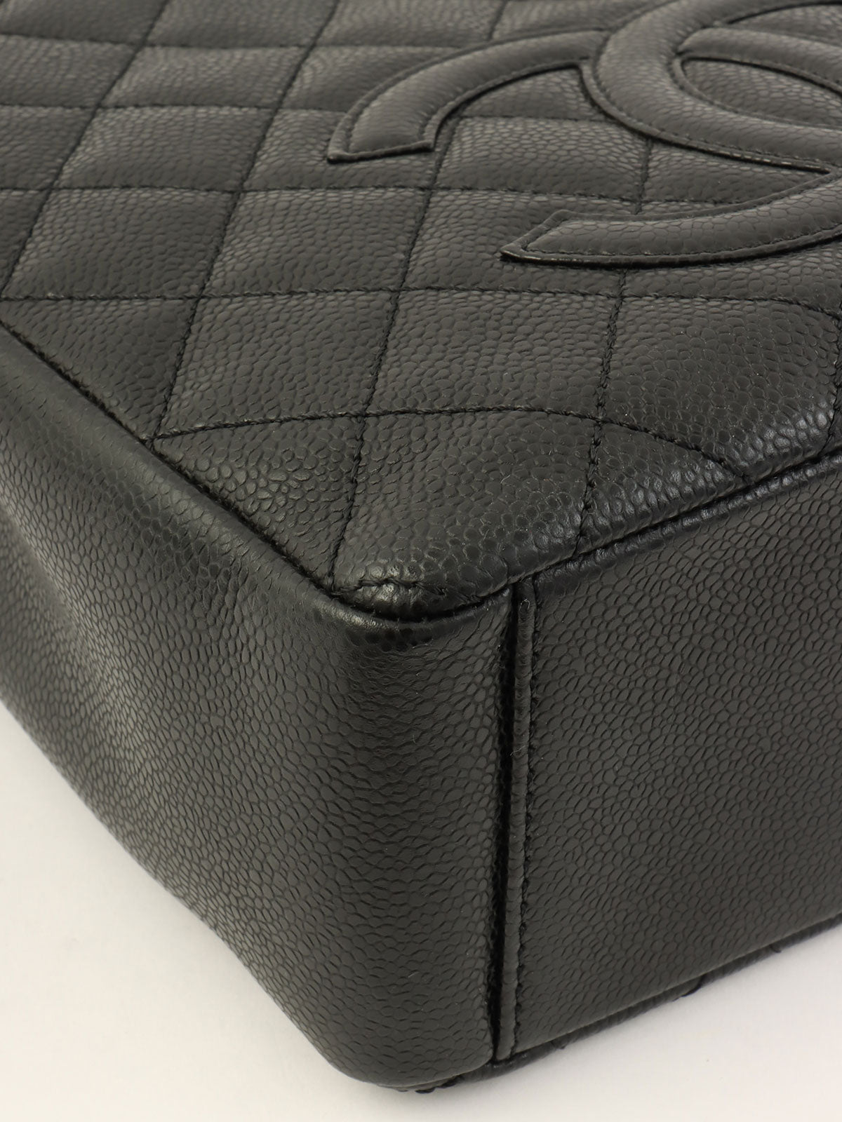 2009年頃製 キャビアスキンCCマークステッチチェーントートバッグ ブラック