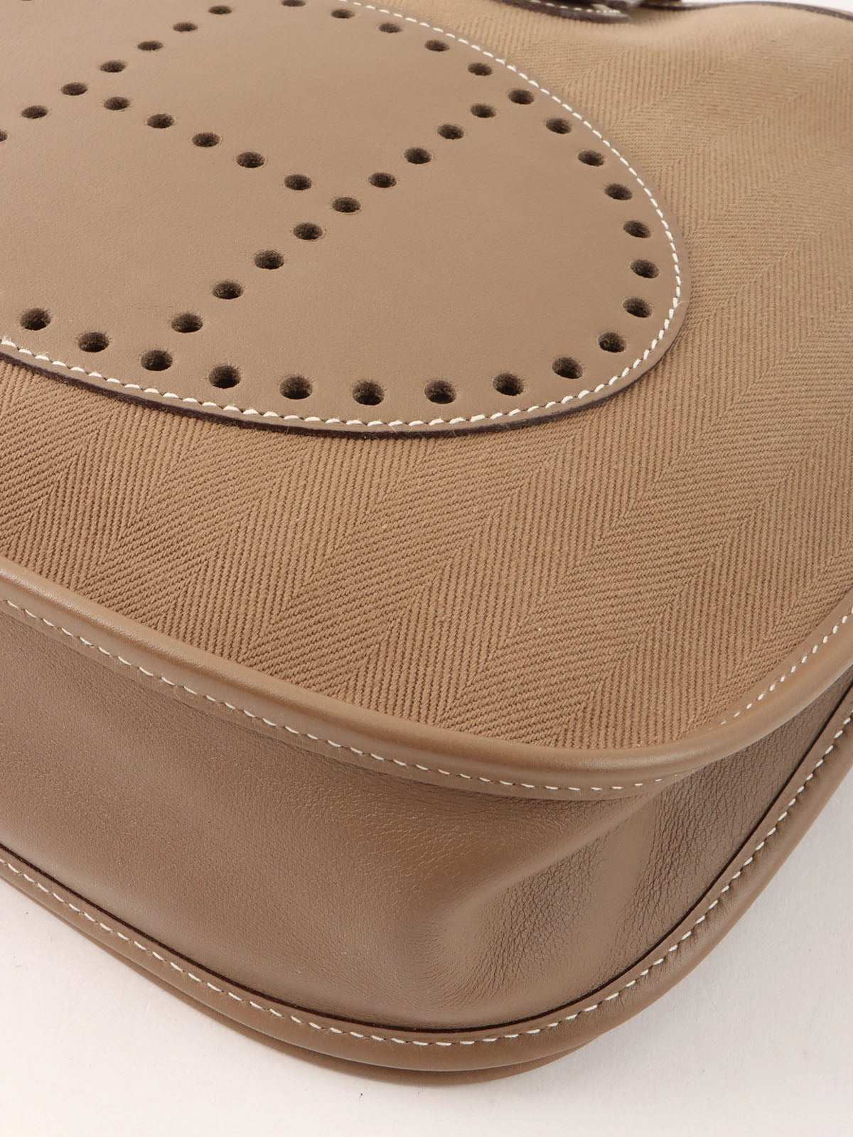 2006 Evelyne PM Etoupe