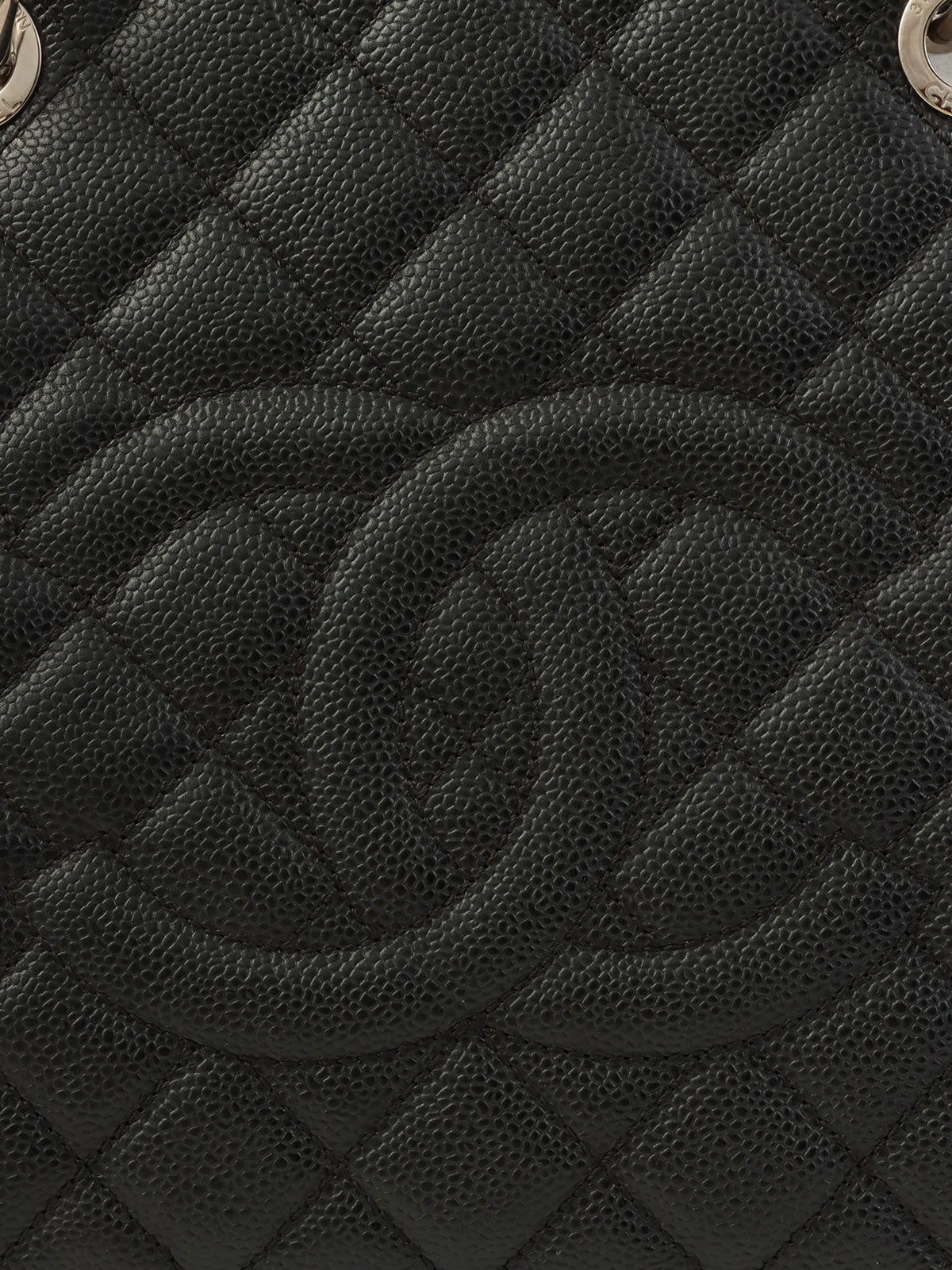 2012 Caviar Skin CC 标志缝线链条手提包 黑色