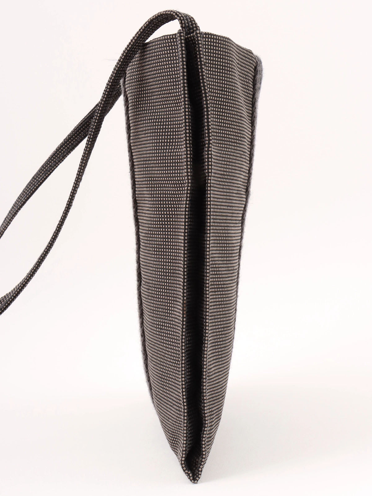 エールラインポシェットショルダーバッグ グレー