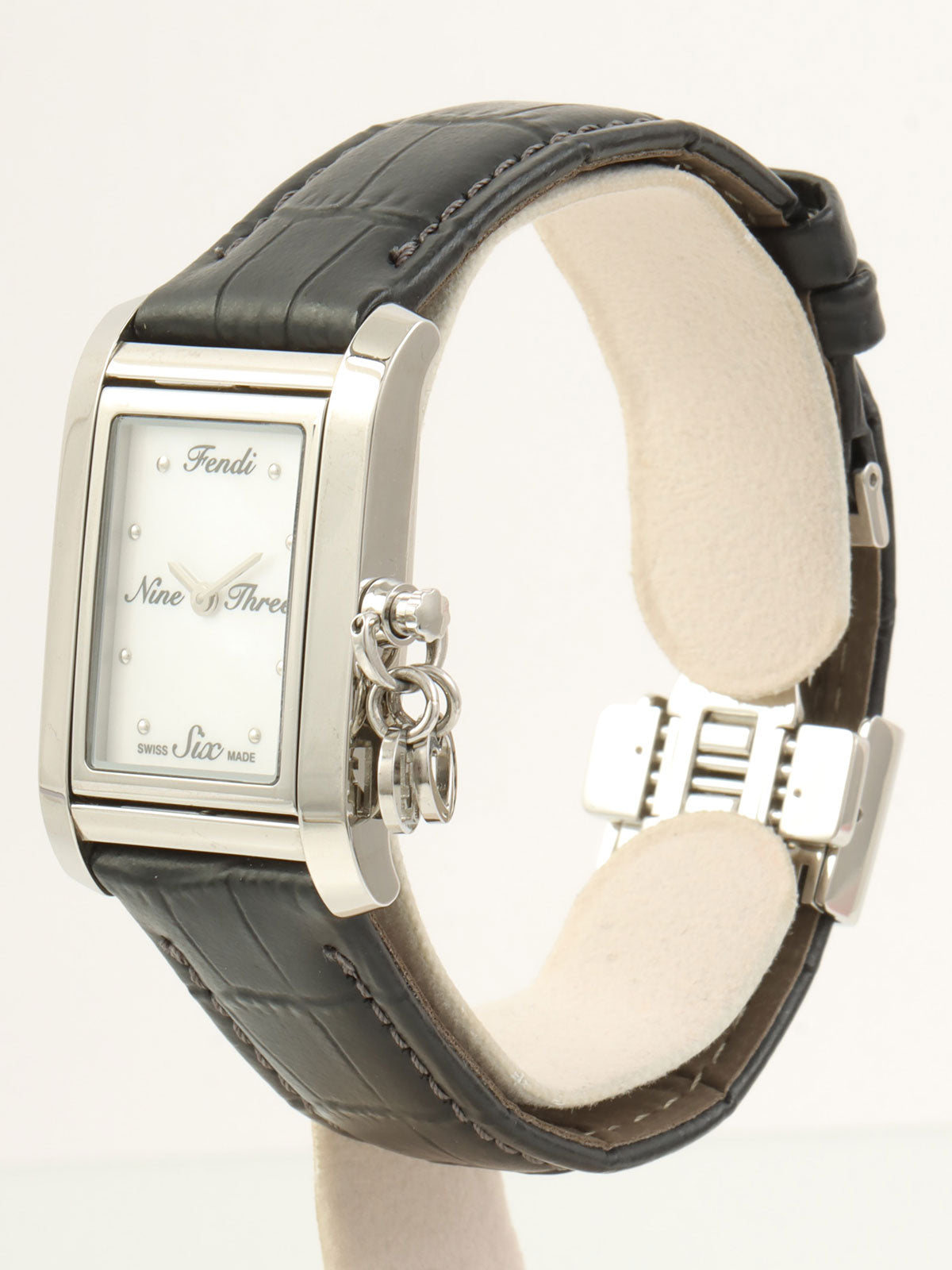 Logo Charm 方形表盘手表 银色/黑色/贝壳色