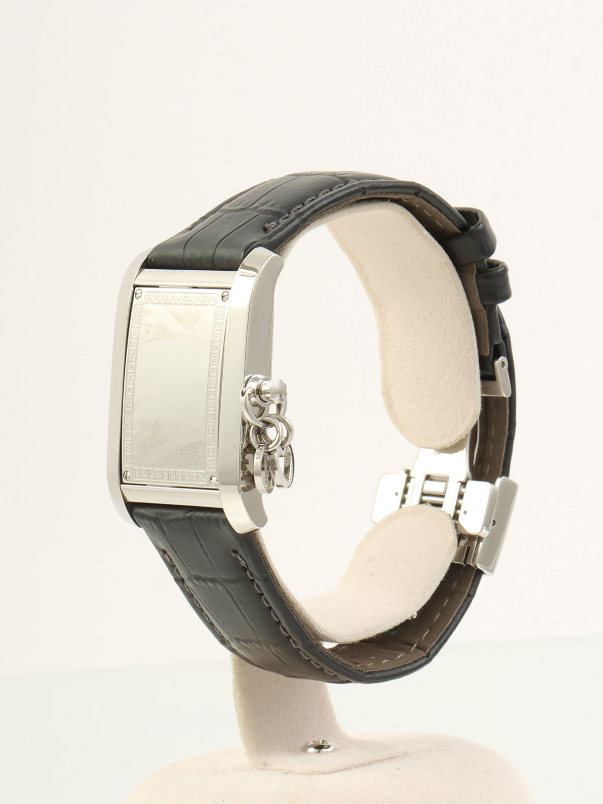 Logo Charm 方形表盘手表 银色/黑色/贝壳色