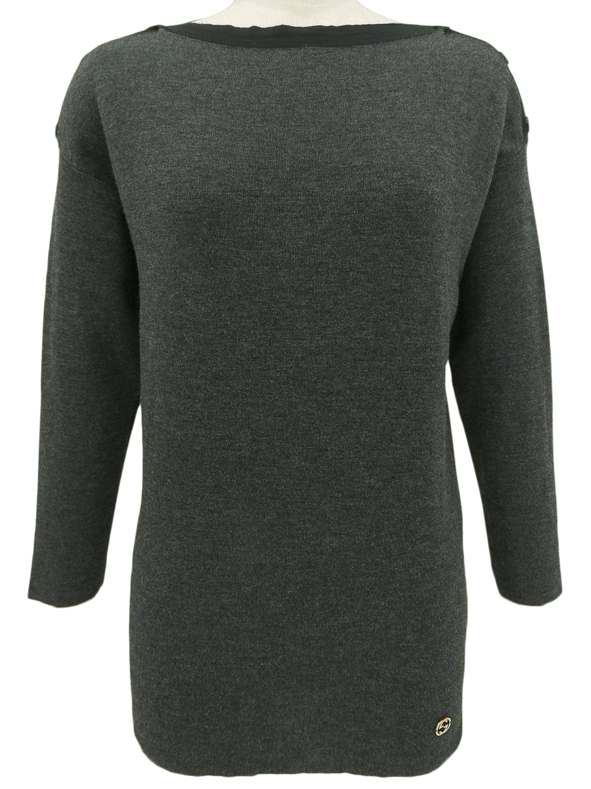 ロゴプレートニットトップス グレー/ブラック