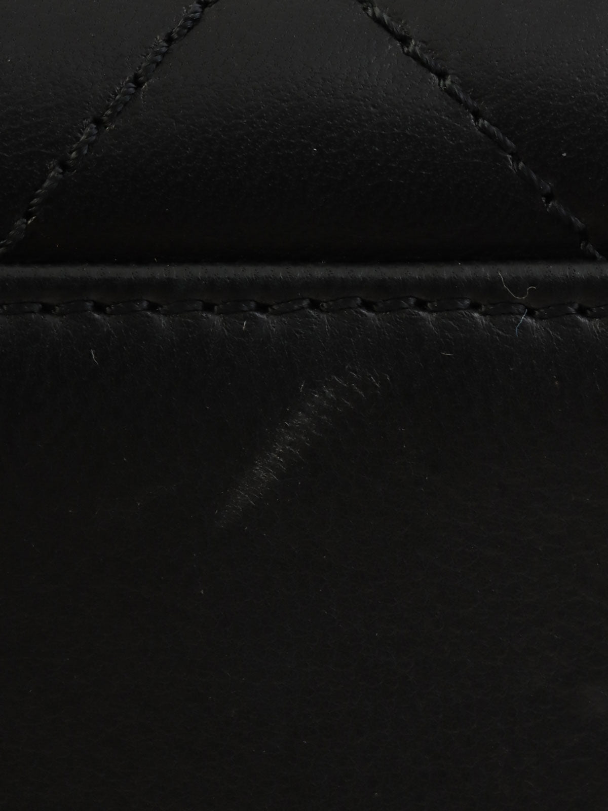 1998 Matelasse Stitch CC Turnlock Shoulder Bag in Black