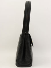 1998 Matelasse Stitch CC Turnlock Shoulder Bag in Black