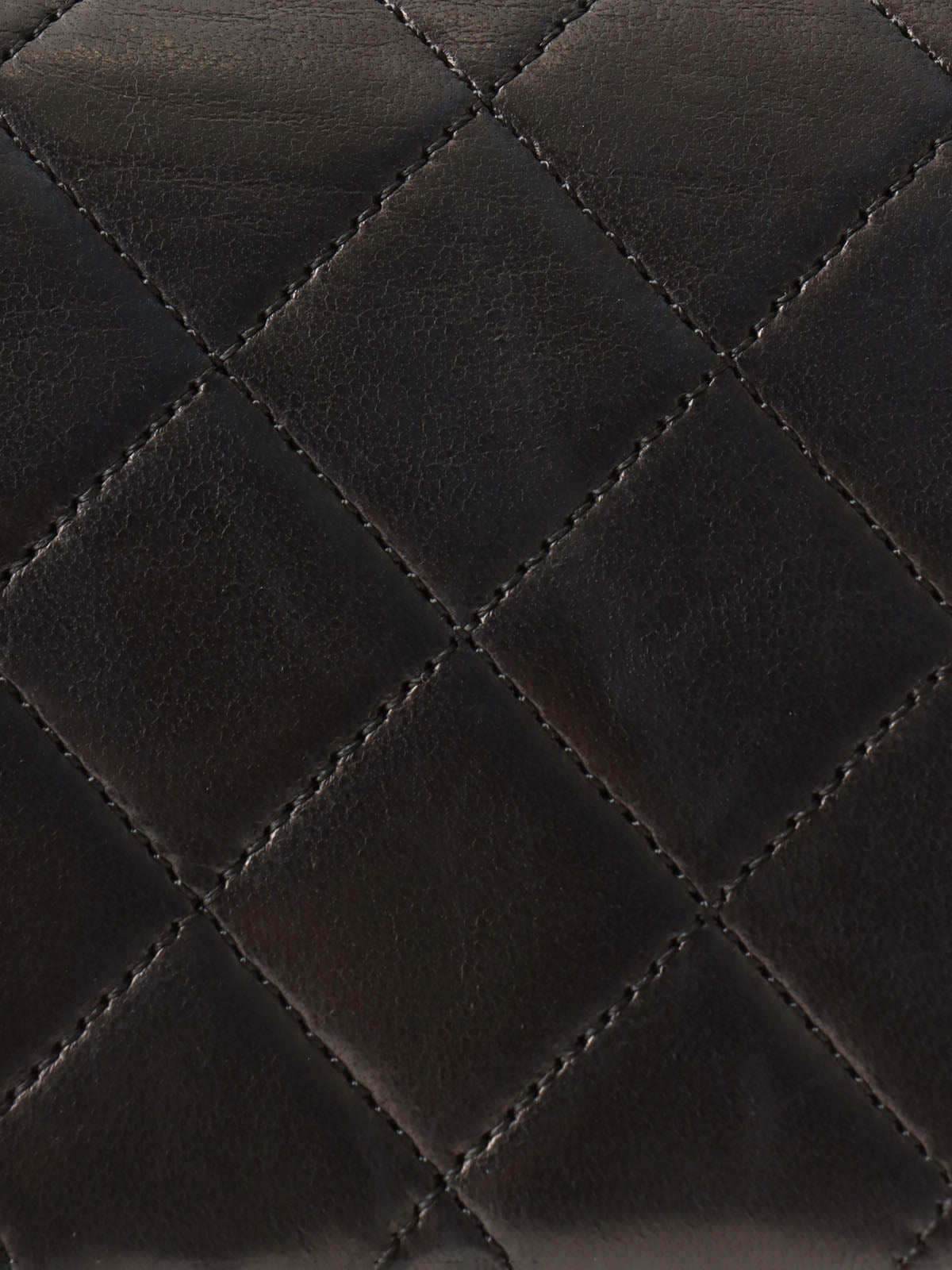 Classic flap chain bag 25cm black, made between 1985 and 1990