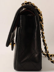 Classic flap chain bag 25cm black, made between 1985 and 1990