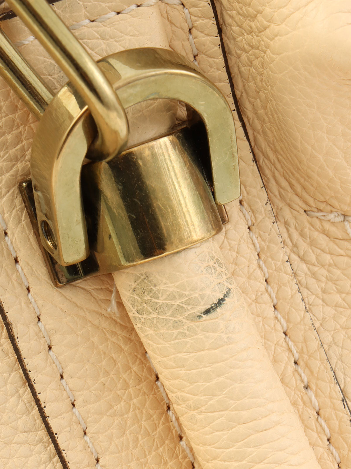 パラティミディアム ベージュ