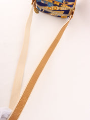 デザインパターンロゴチャームショルダーバッグ ベージュ/ブルー