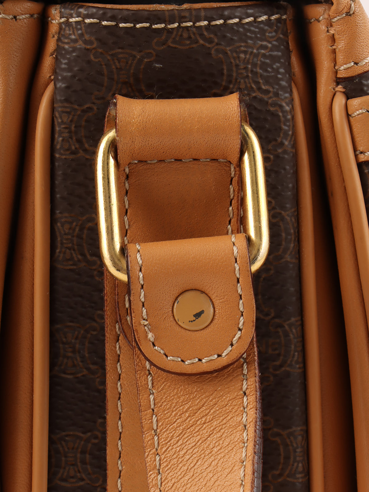 Macadam Pattern Logo Plate Shoulder Bag Brown