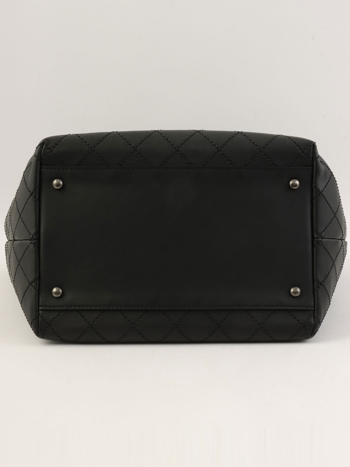 Made in 2015, Matelasse Stitch CC Charm 2-Way Bag, Black