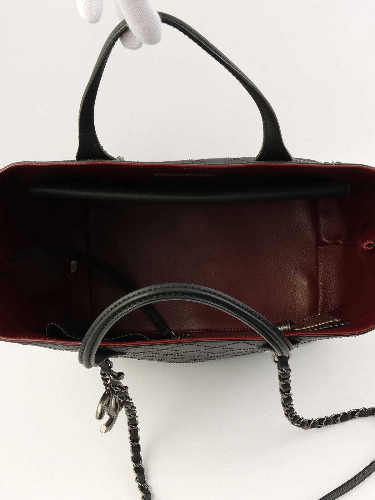 Made in 2015, Matelasse Stitch CC Charm 2-Way Bag, Black