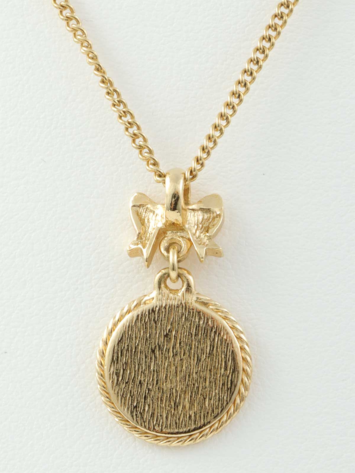 Ribbon Round Emblem Logo Necklace Gold