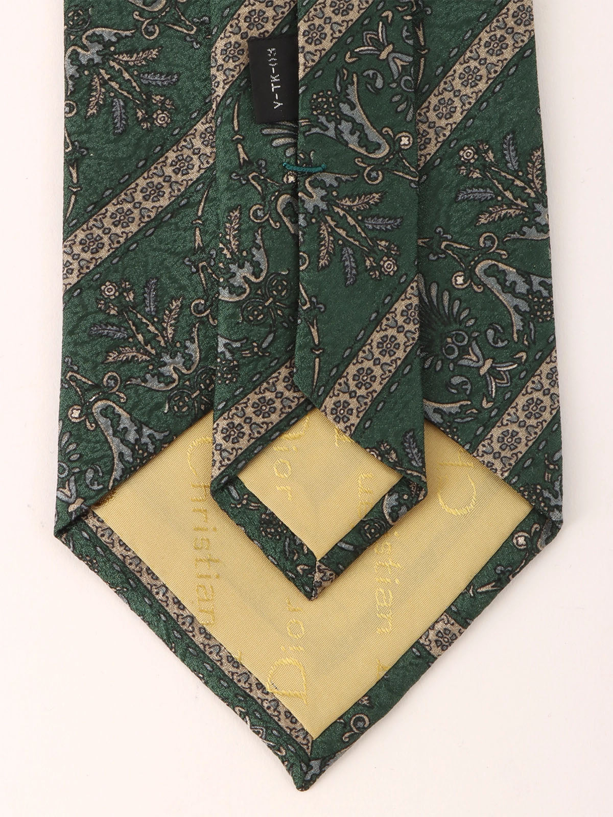 Design Pattern Tie Green