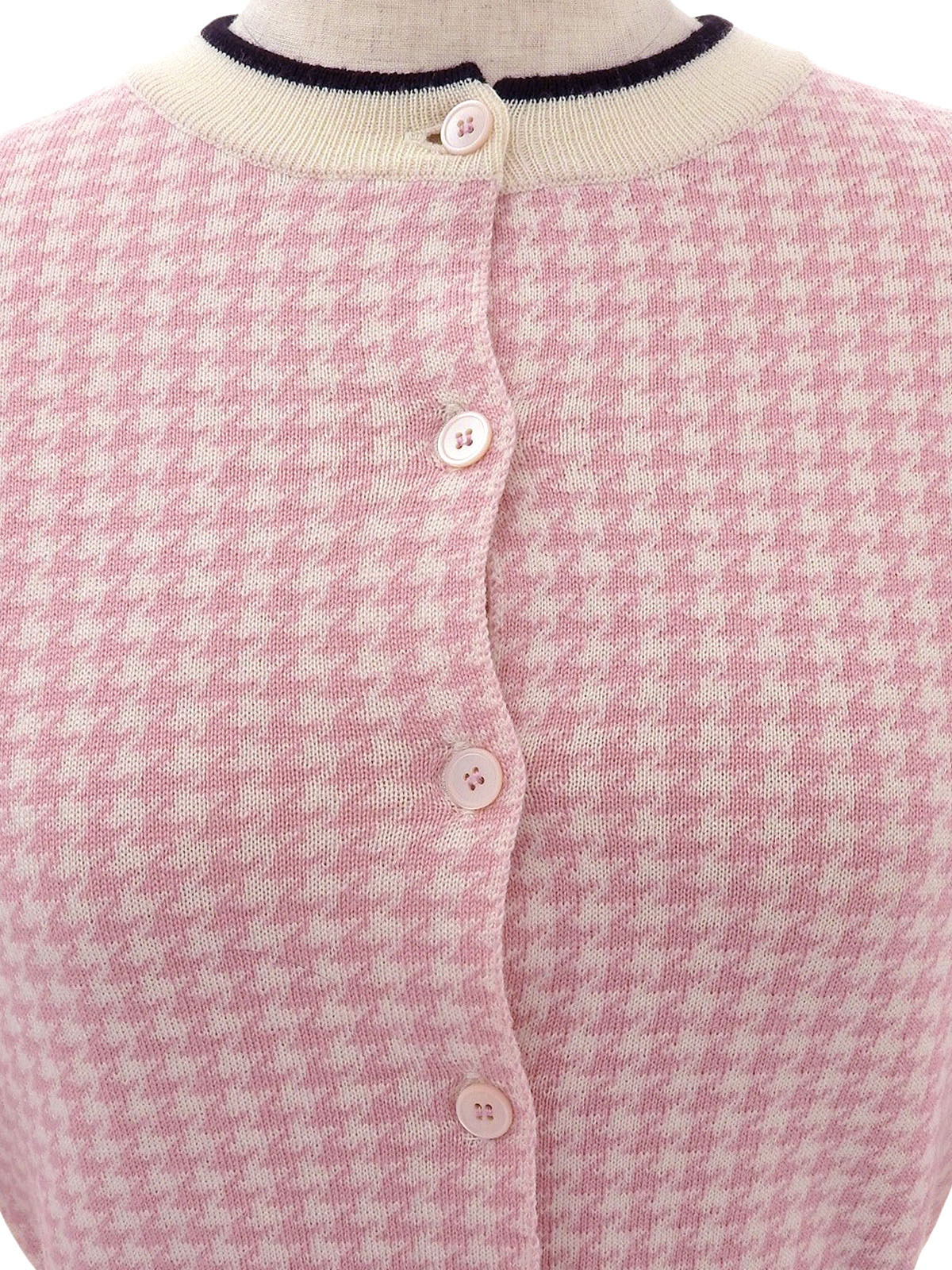 Houndstooth Pattern Cardigan in Off-White/Pink