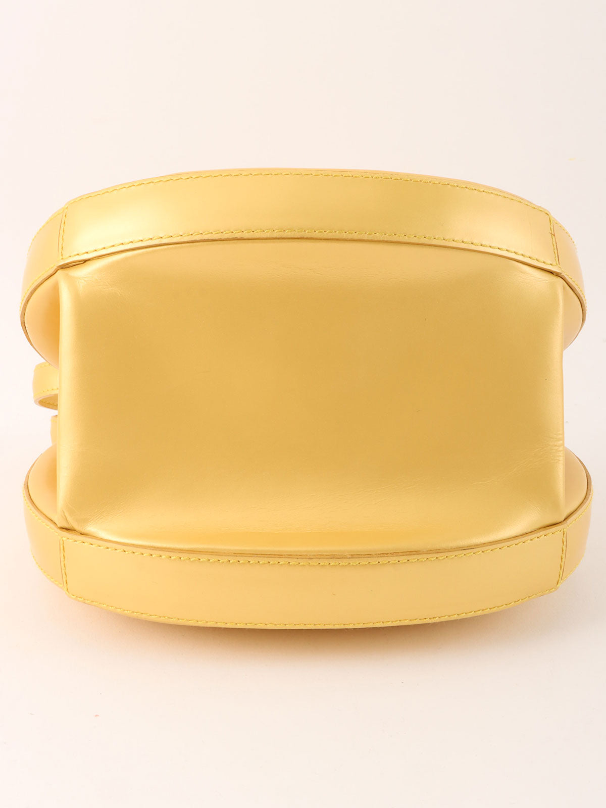 ラウンドアナグラムエンボス2wayバッグ ゴールド