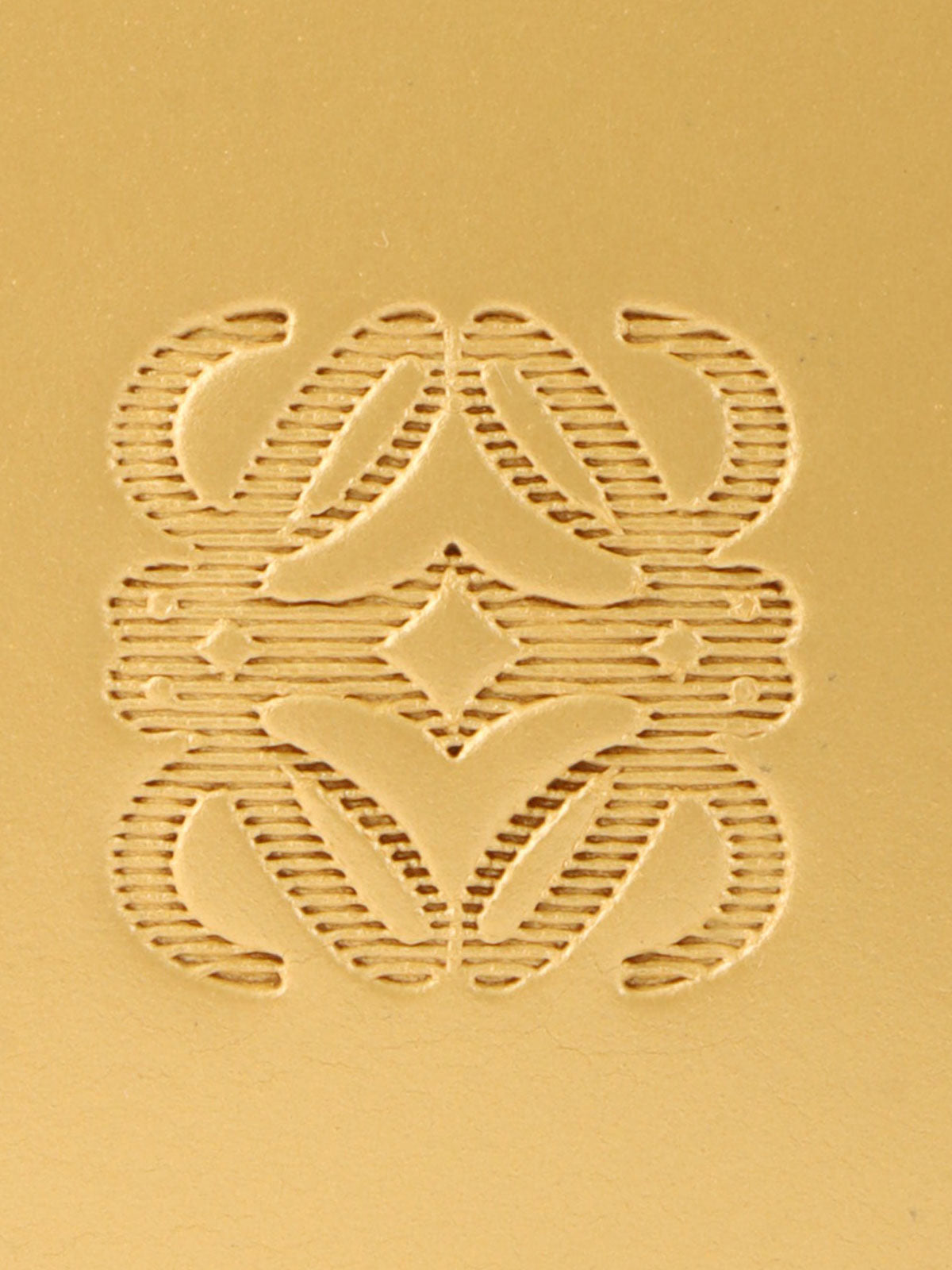 圆形 Anagram 压花两用包，金色