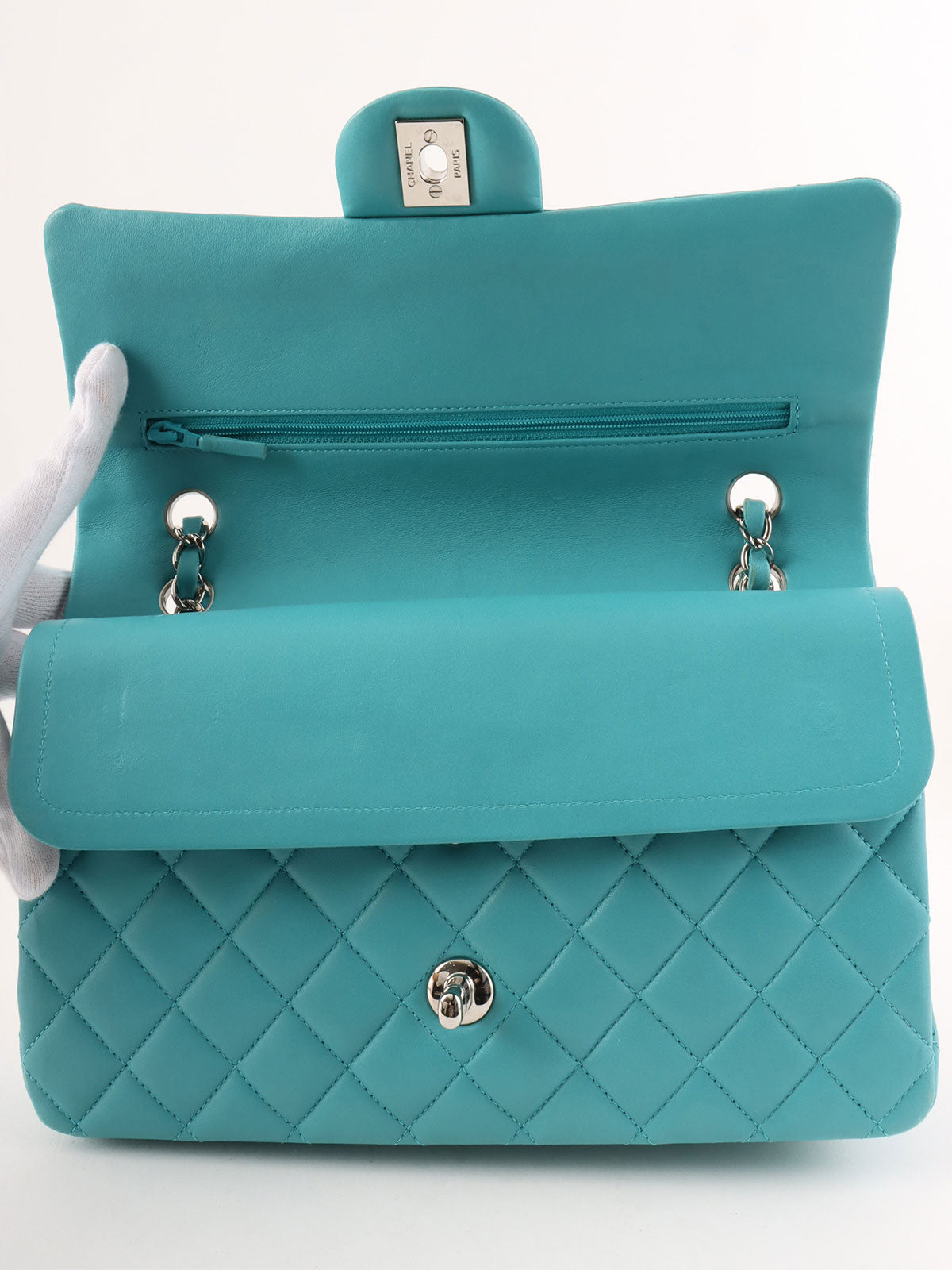 2014年頃製 クラシックフラップチェーンバッグ25cm ターコイズブルー