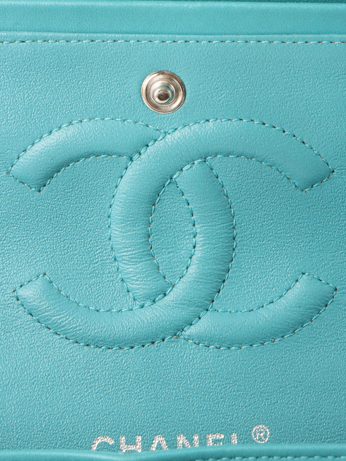 2014年頃製 クラシックフラップチェーンバッグ25cm ターコイズブルー