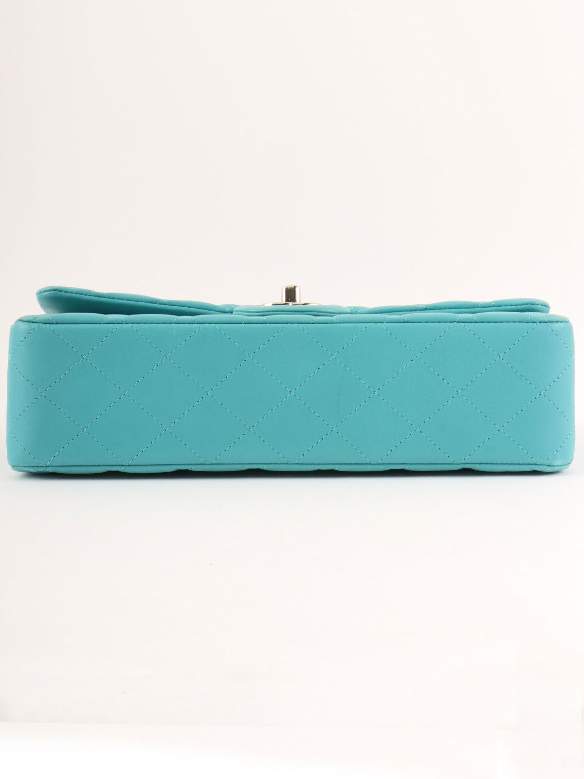 2014年頃製 クラシックフラップチェーンバッグ25cm ターコイズブルー