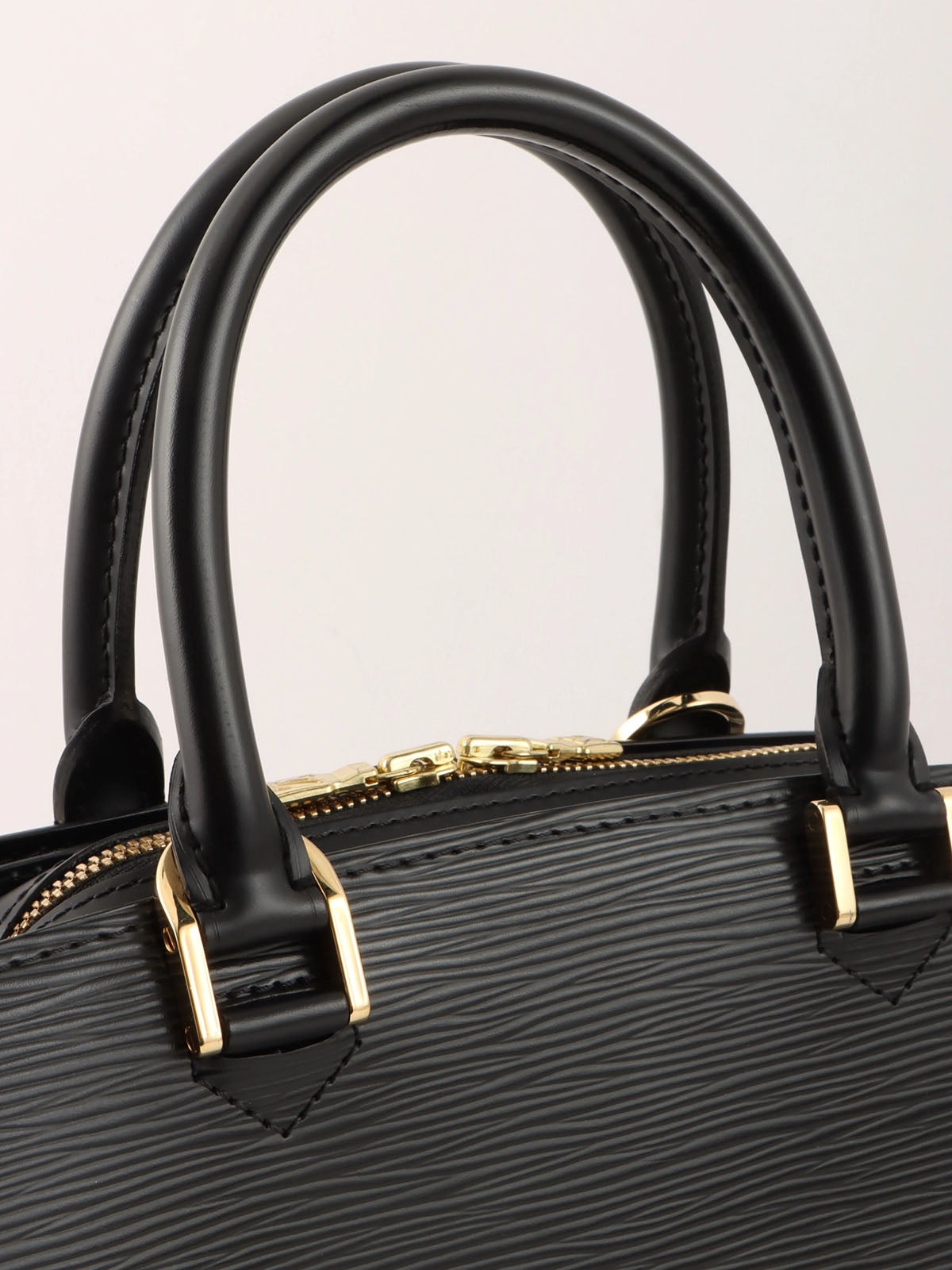 2005 Epipon Neuf Black