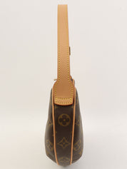 2002 Monogram Pochette Croissant Brown