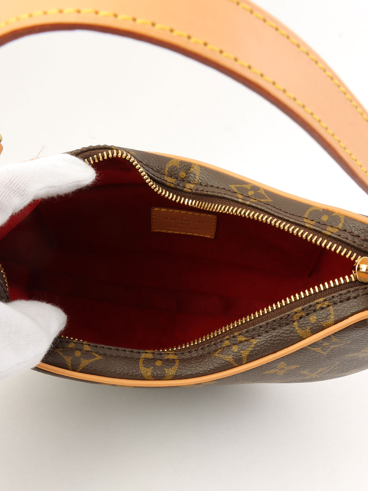 2002 Monogram Pochette Croissant Brown