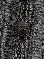 ラインストーンCCマークボタンチェーンデザインニットジャケット　グレー／ホワイト