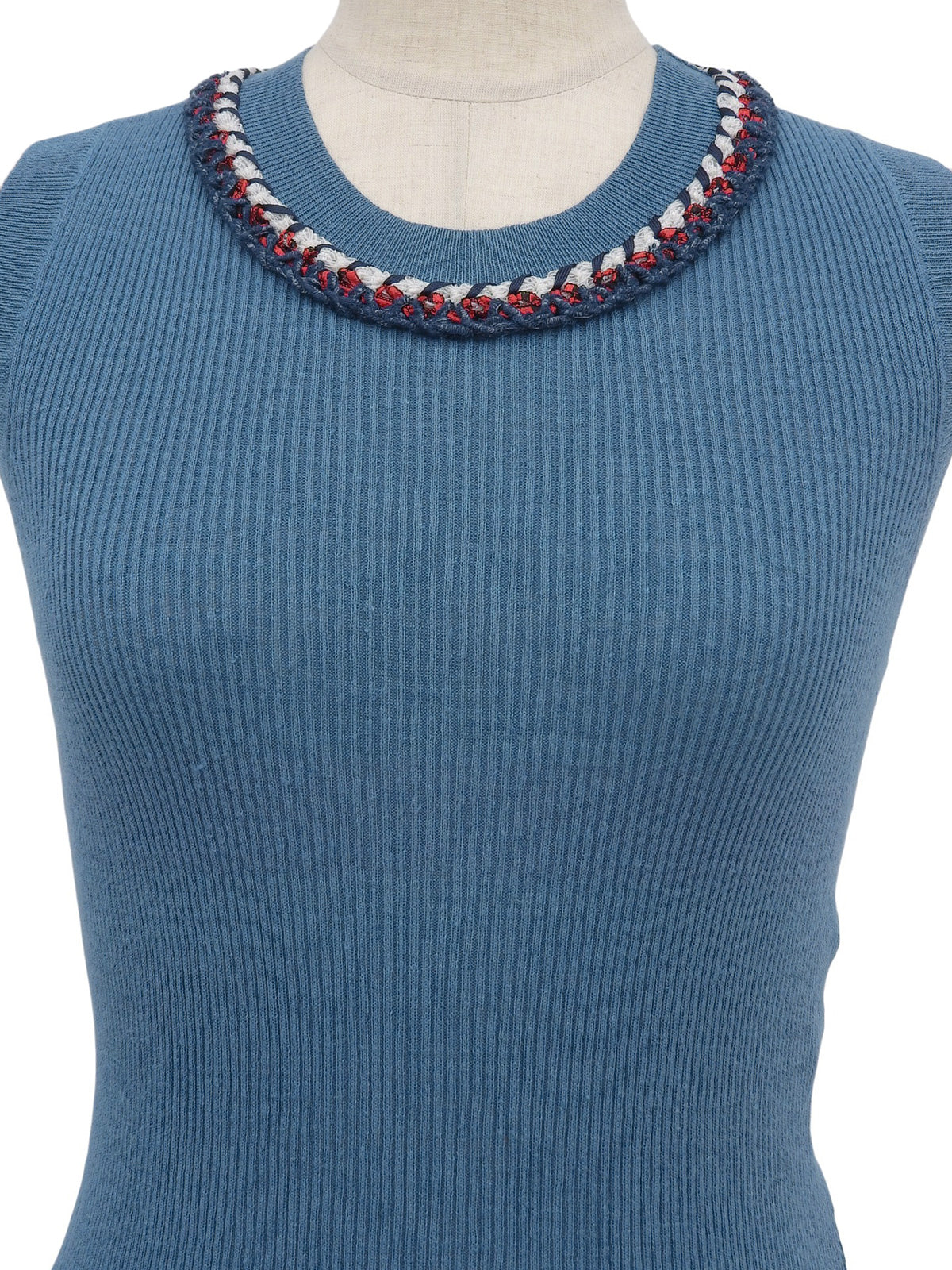 2013 CC mark button sleeveless knit top in blue
