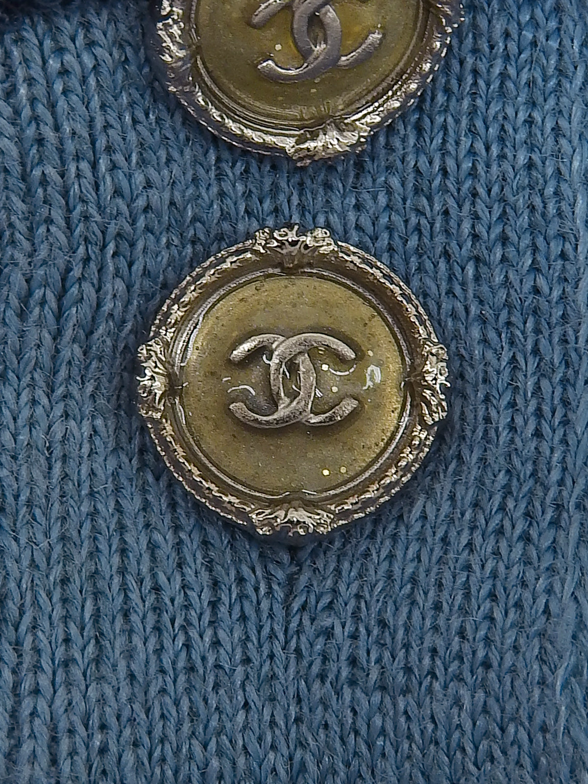 2013 CC mark button sleeveless knit top in blue