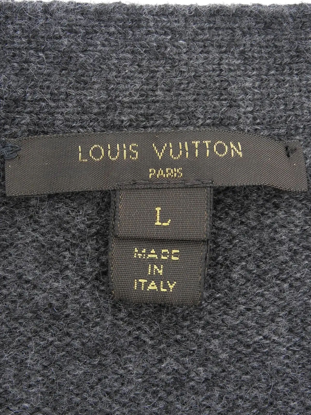Cashmere logo button cardigan in grey
