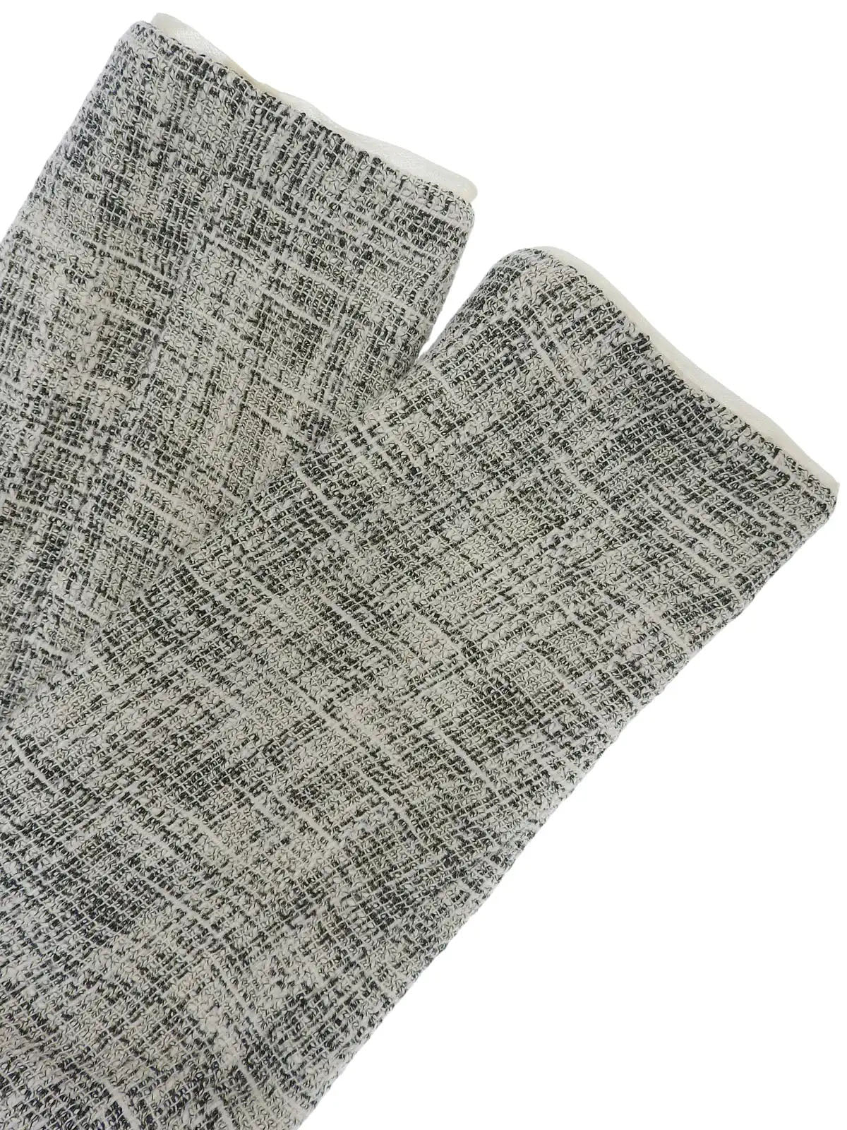 Tweed Vara Plate Set in White/Black