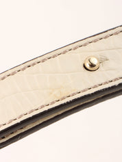 マカダムパターンロゴプレートショルダーバッグ ベージュ