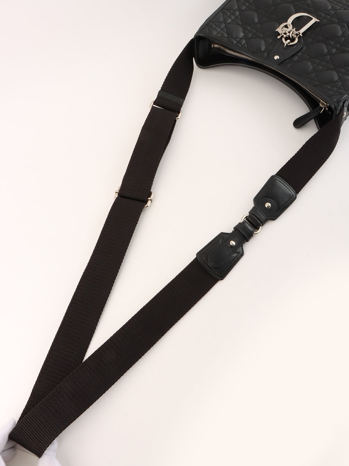 カナージュステッチショルダーバッグ　ブラック