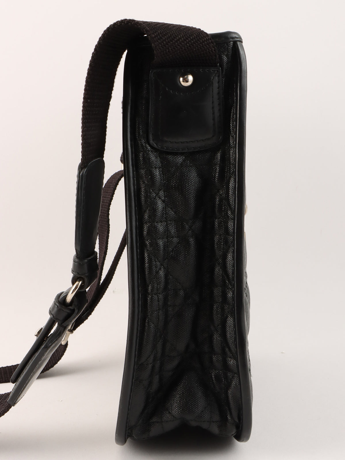 カナージュステッチショルダーバッグ　ブラック