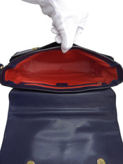 サークルロゴエンボスショルダーバッグ ブルー