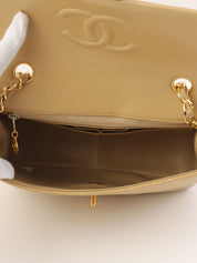1990年頃製　スクエアクラシックフラップチェーンバッグ　ベージュ