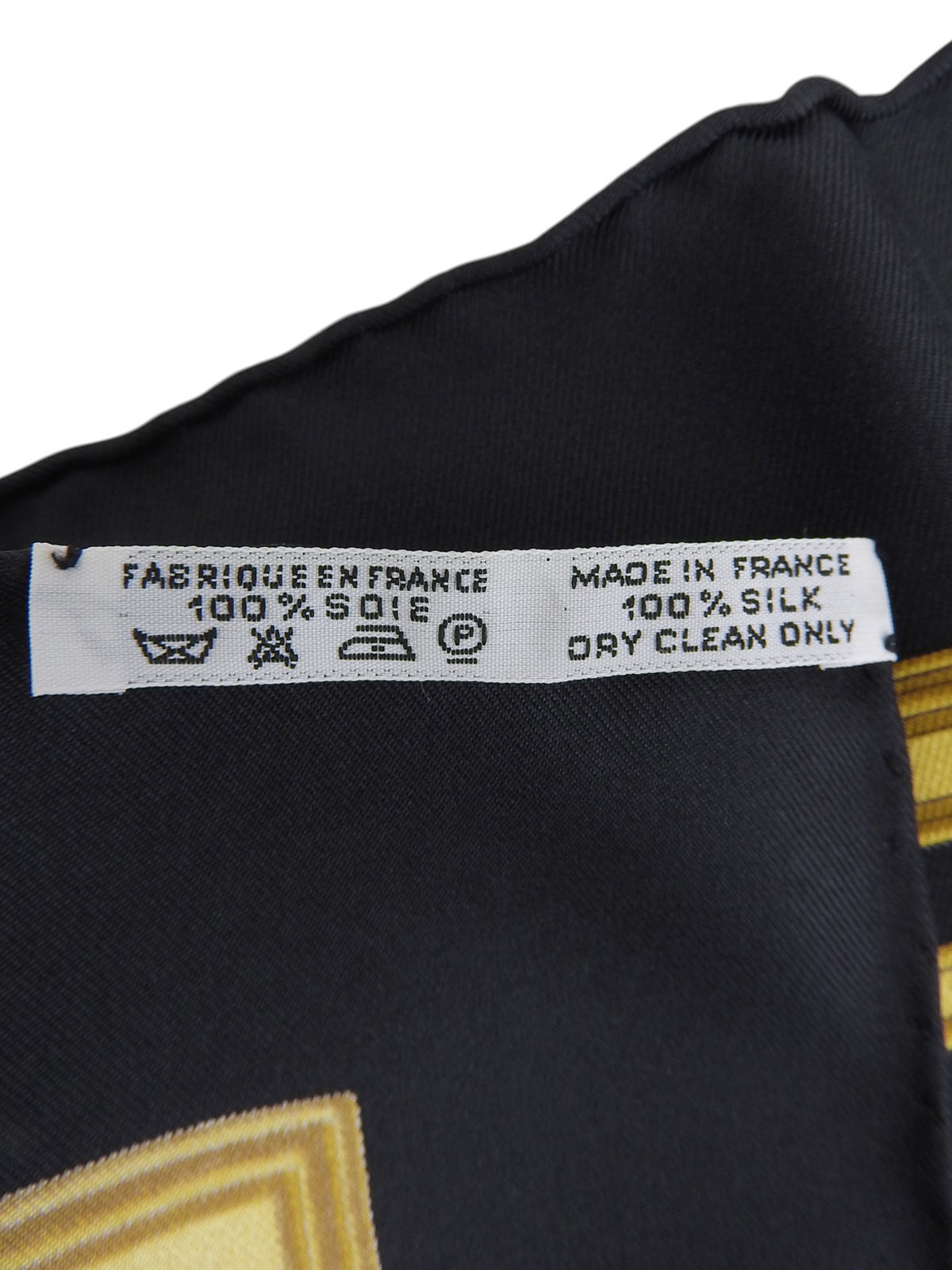 Carré 90 Les Tuileries Pattern Scarf Black/Gold