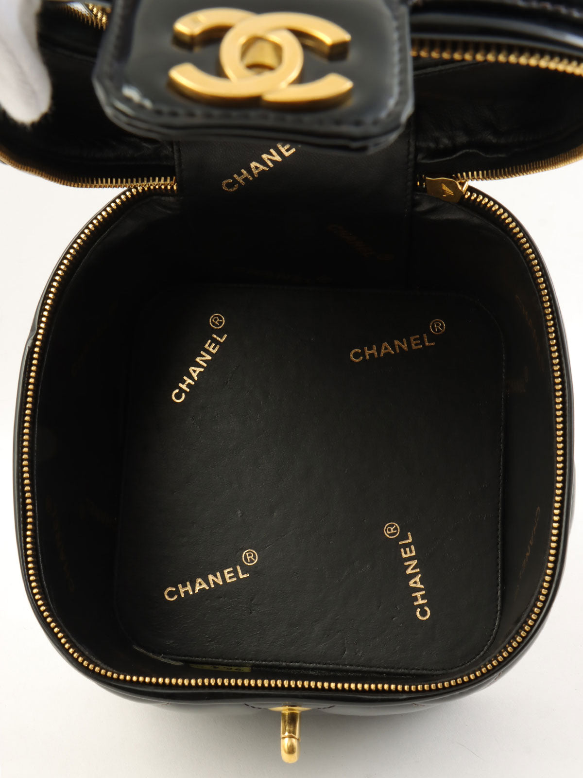 专利 CC 旋扣化妆包黑色