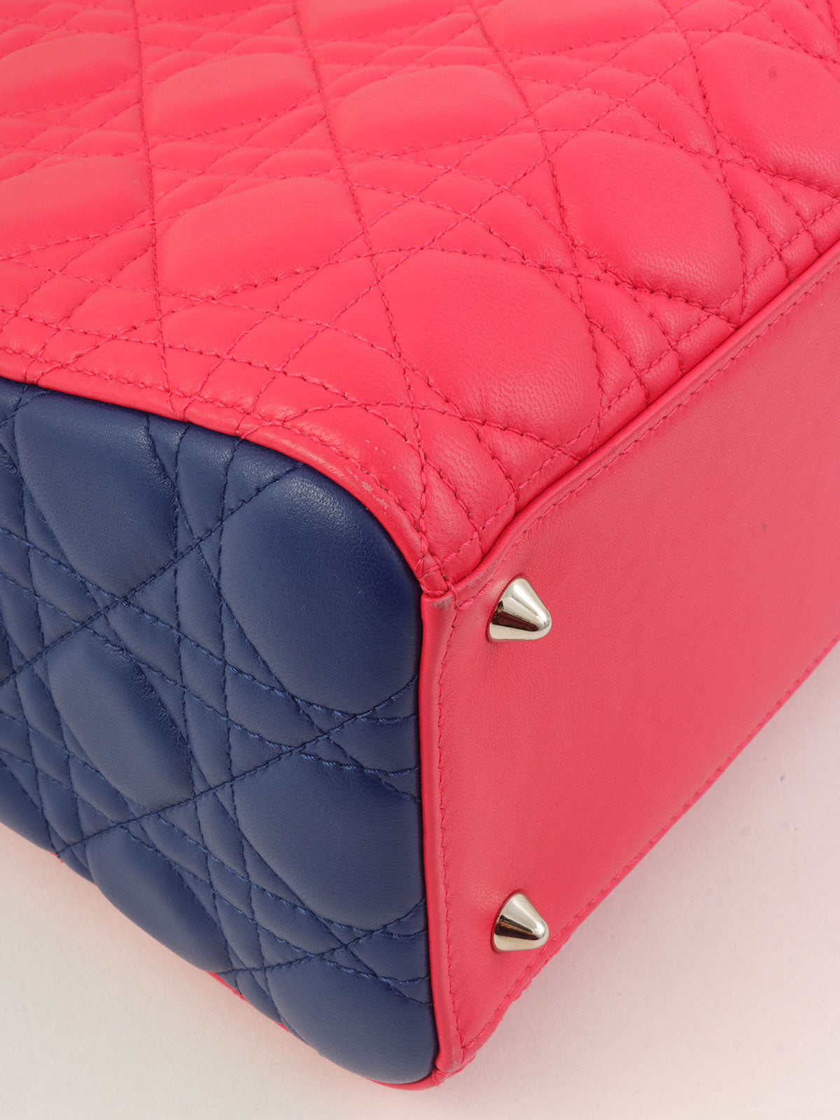 Lady Dior Cannage Stitch 两用包 M 粉色/青柠黄/蓝色