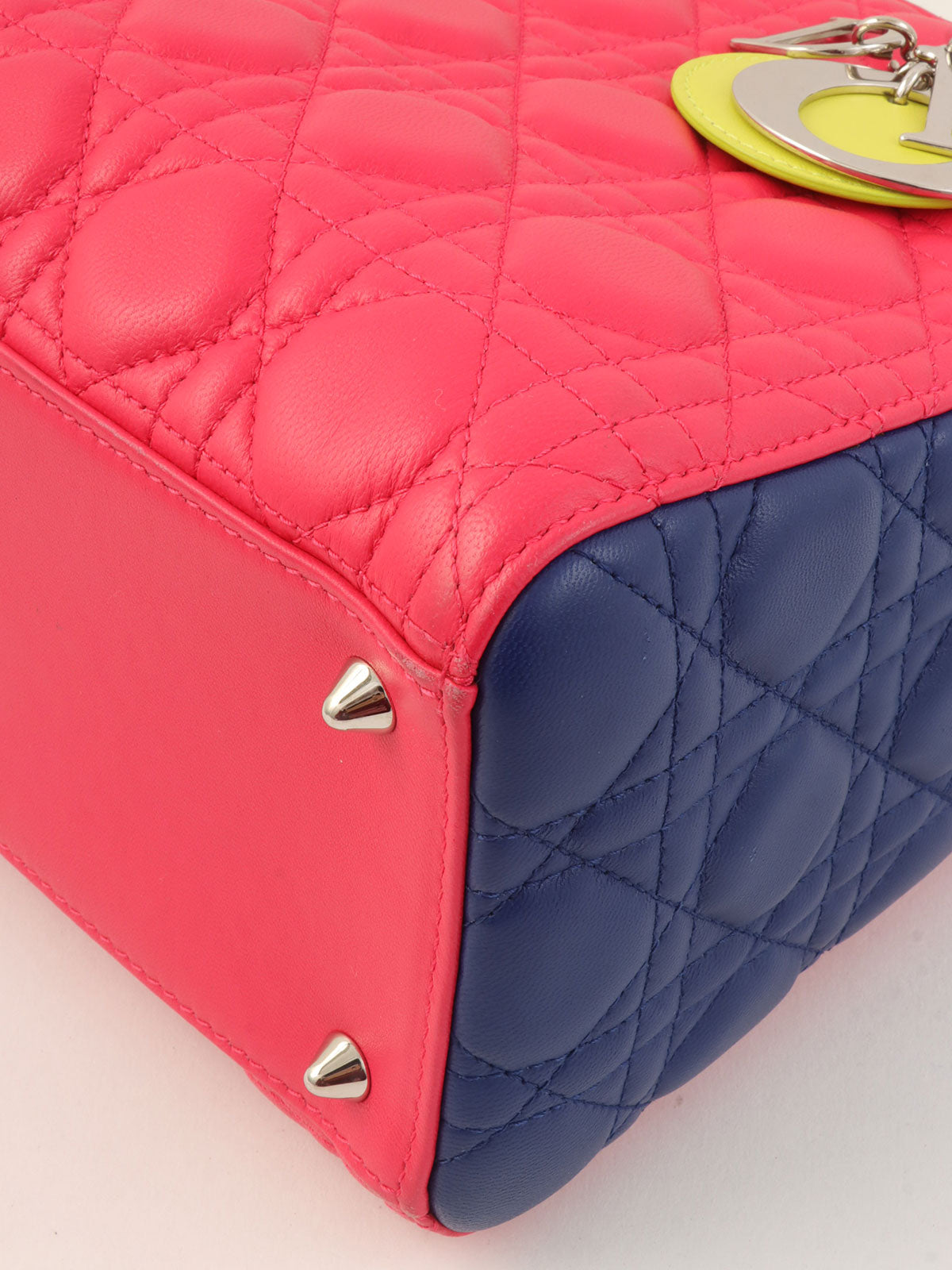 Lady Dior Cannage Stitch 两用包 M 粉色/青柠黄/蓝色