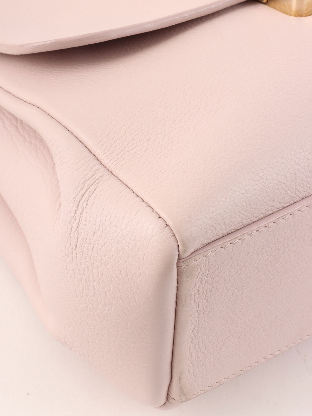 Leather logo plate chain shoulder bag in baby pink